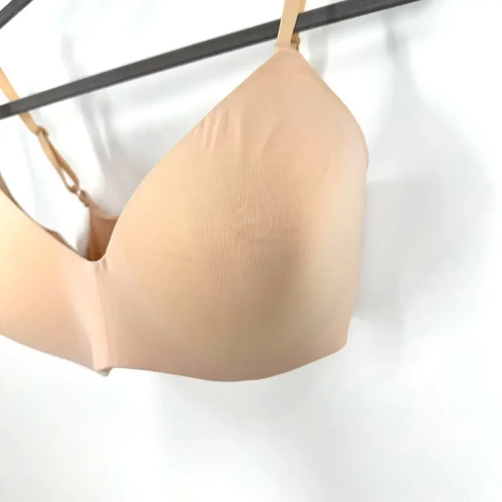 Out From Under UO Bra 36D Beige Tan Wireless Comfort neutral minimalist - Picture 2 of 5